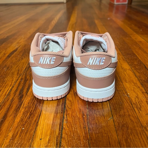 Nike Dunk Low Rose - Picture 3 of 4